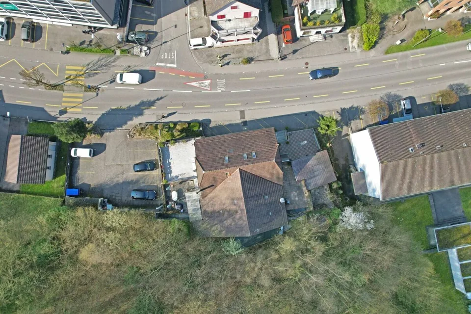Immeuble d'habitation et de commerce attrayant avec 5,3% de rendement & potentiel d'extension