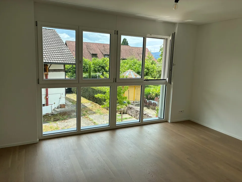 Appartement lumineux 4.5 pièces dans un immeuble moderne neuf au cœur de Würenlingen