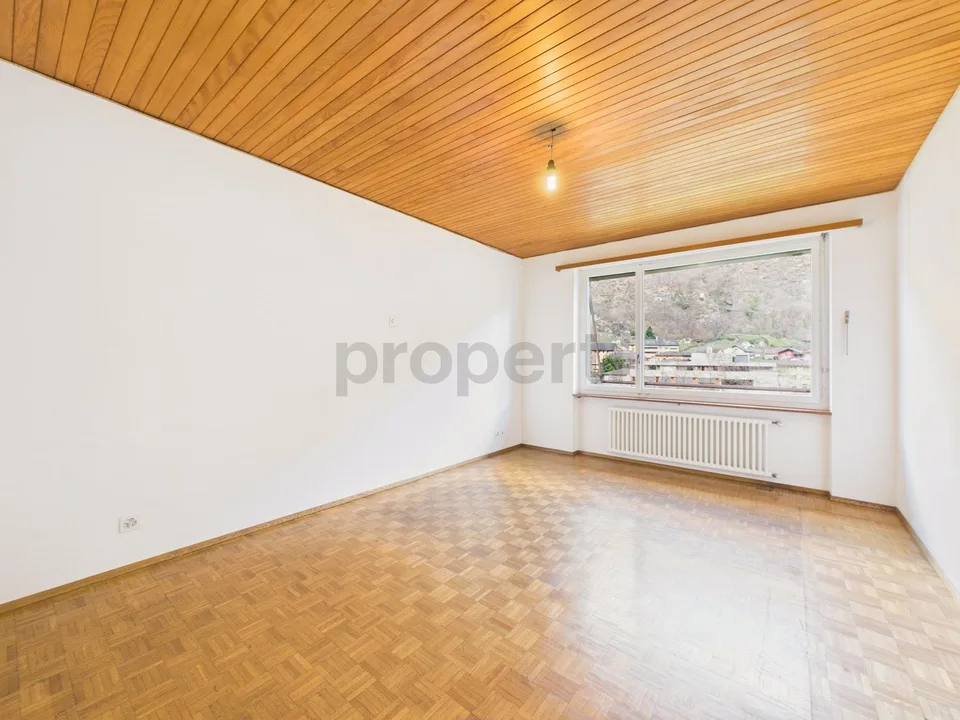 Helles Apartment in einer Doppelhaushälfte mit 8 Zimmern und großem Garten in Giornico – Foto 24 von 34