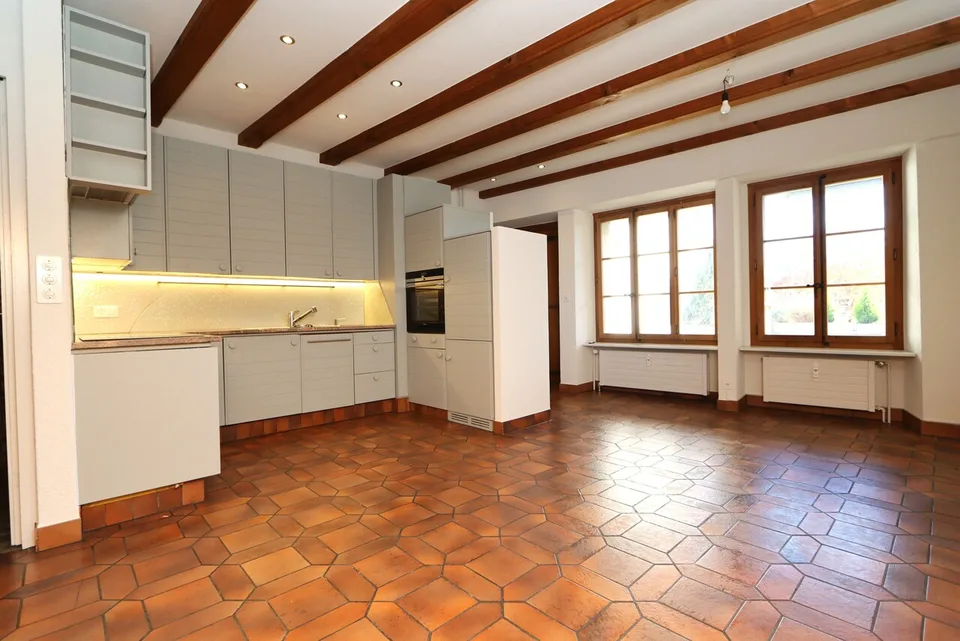 einzigartige 6-Zimmer Triplexwohnung  inkl. Galerie zu vermieten