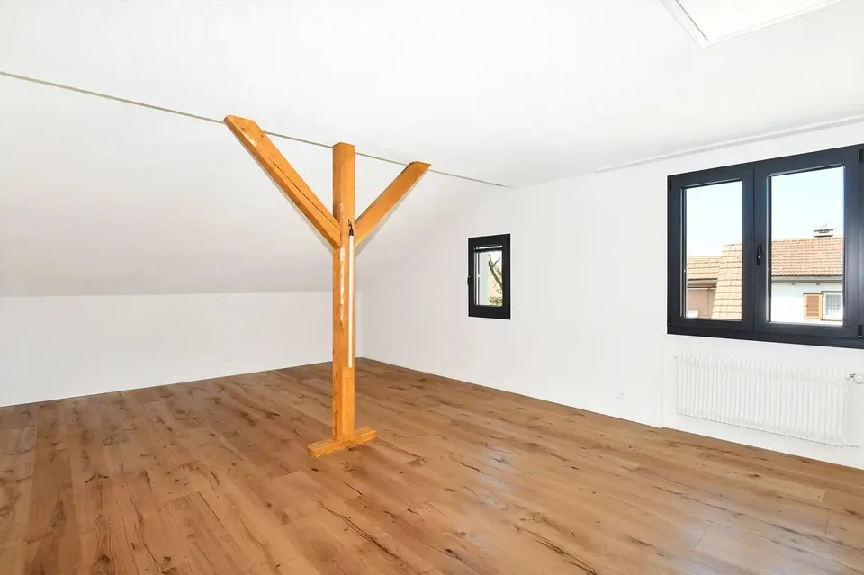 Modern 4.5-room attic apartment – Baar train station within walking distance