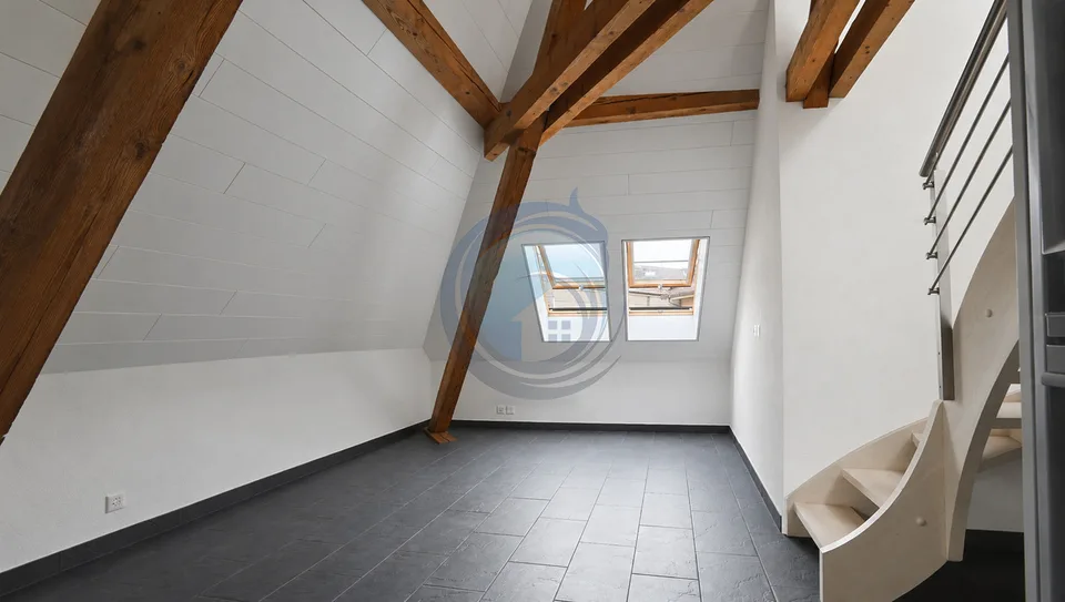 CHARMANT APPARTEMENT EN ATTIQUE DE 4.5 PIÈCES AU CENTRE-VILLE D'AIGLE