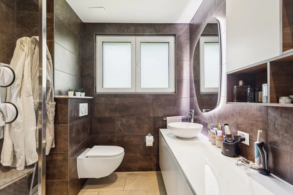 Un appartement rénové de 5.5 pièces au cœur de Villars-sur-Glâne