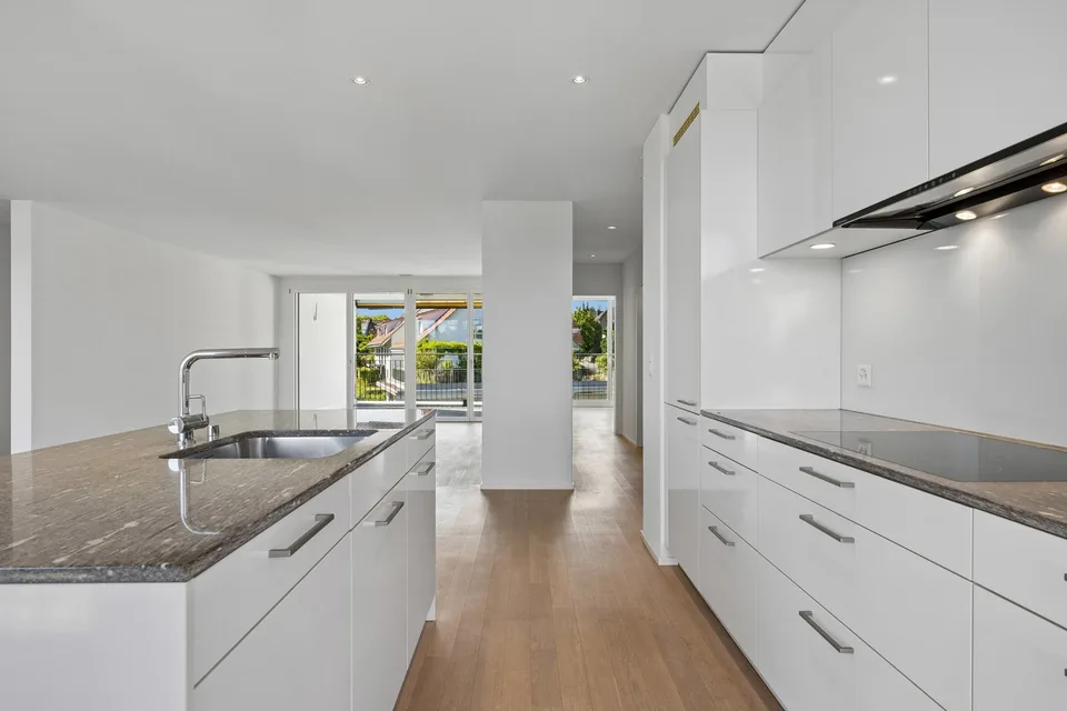 Appartement lumineux et moderne de 4,5 pièces dans un quartier calme