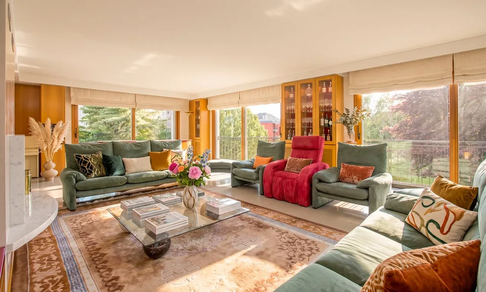 PRESTIGIOSA VILLA DI 9.5 LOCALI CON GRANDE TERRENO A VACALLO