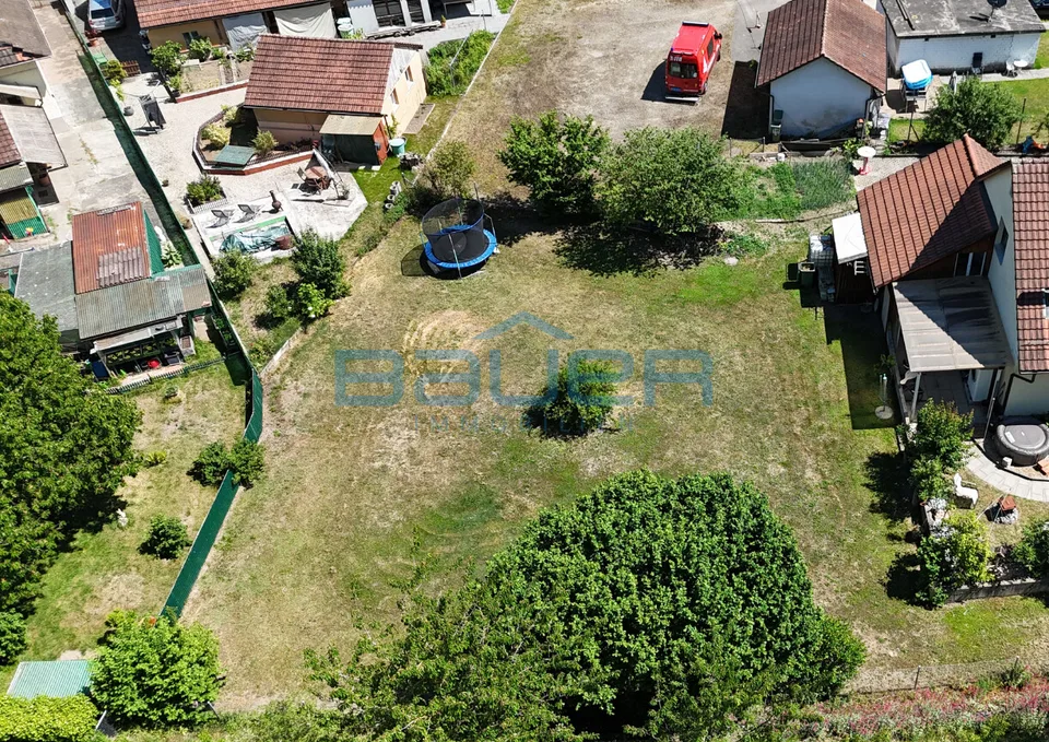 Terreno edificabile spazioso con posizione sul Reno incontenibile