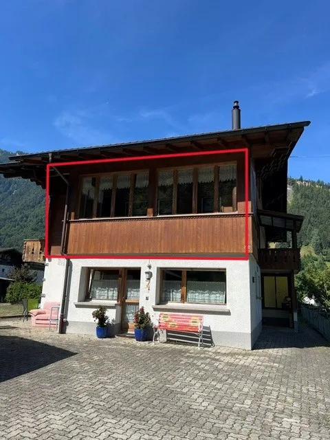 Appartement spacieux 4.5 pièces avec jardin d'hiver à louer à Kandergrund