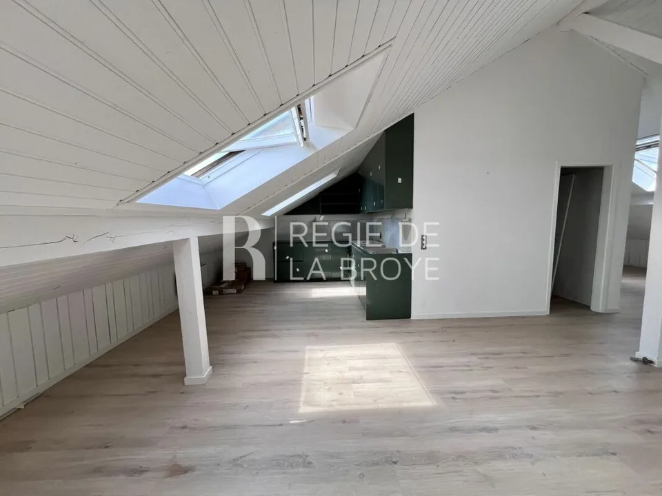 Appartement rénové de 2.5 pièces à Murist