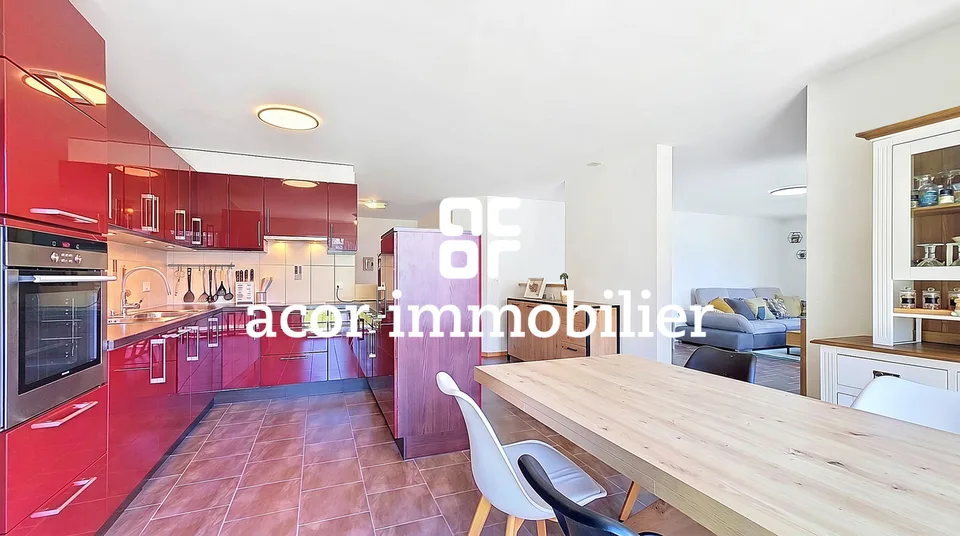 Appartamento 4,5 locali con vista sulle montagne