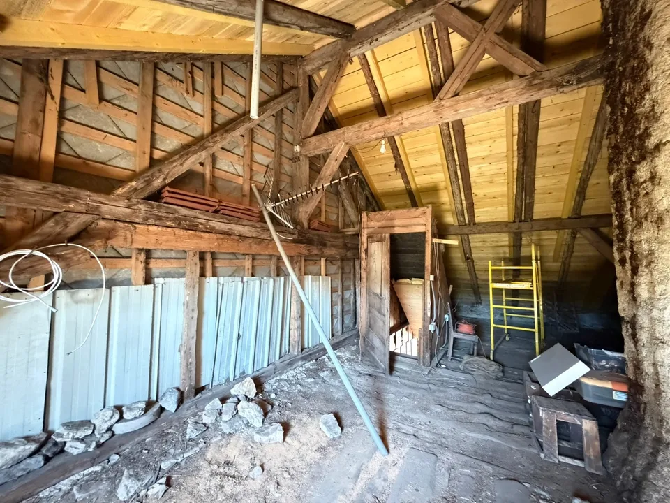 France voisine, Châtel-Blanc, à vendre charmante fermette Franc-Comtoise – photo 20 sur 26