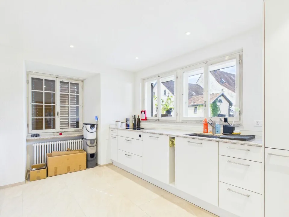 Maisonette spacieuse de 5,5 pièces avec 177 m² et deux balcons