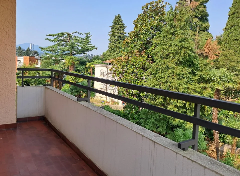 Lugano: appartamento di 2.5 locali con balcone
