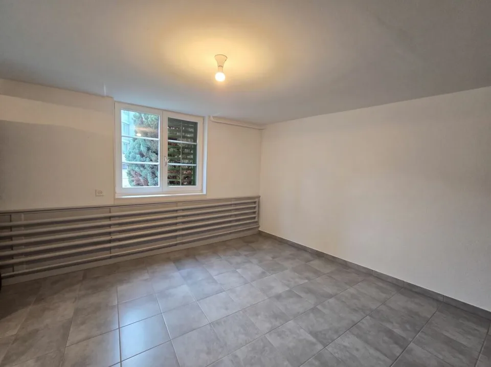 Studio, Office