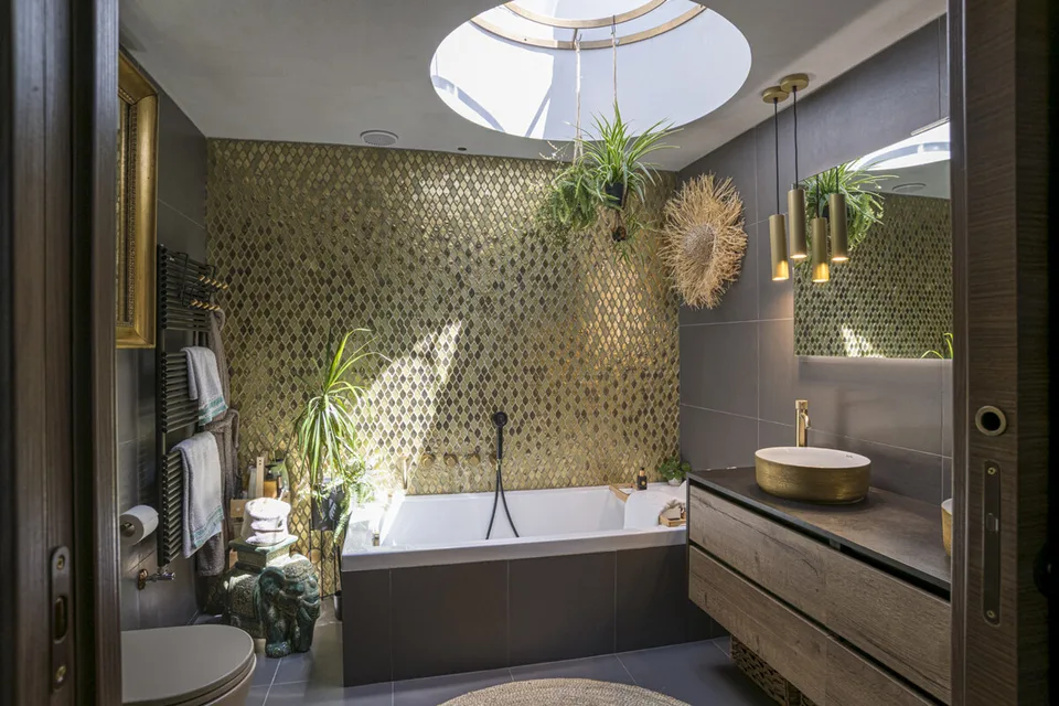 COLLINA DORO: CASA CON GIARDINO IN RESIDENCE CON PISCINA E TENNIS – foto 10 di 13