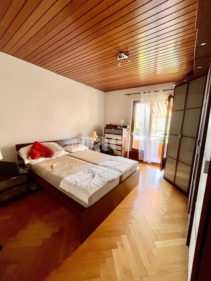 Große 4.5-Zimmer-Wohnung in idealer Lage – Foto 15 von 18