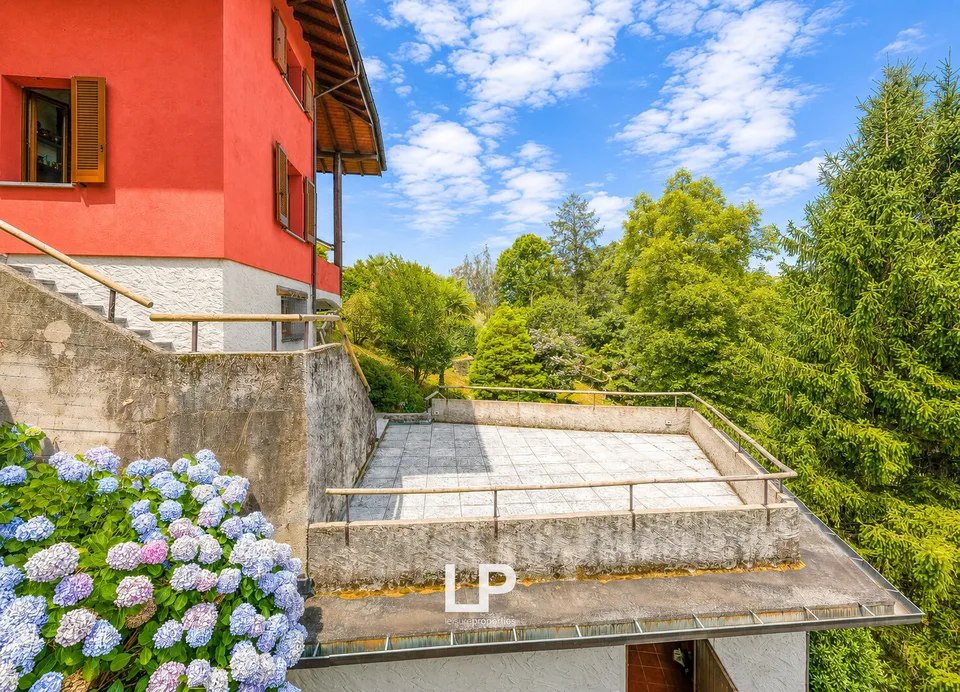 Unabhängige Villa in Laveno