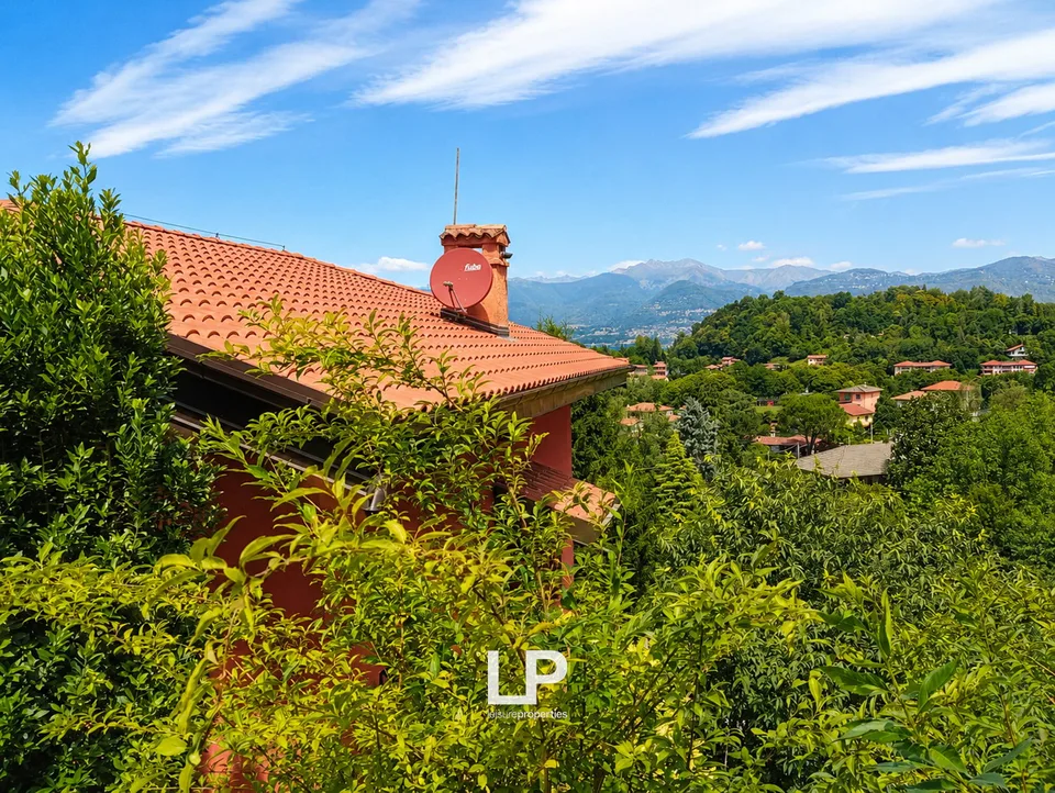 Villa indépendante à Laveno – photo 11 sur 13