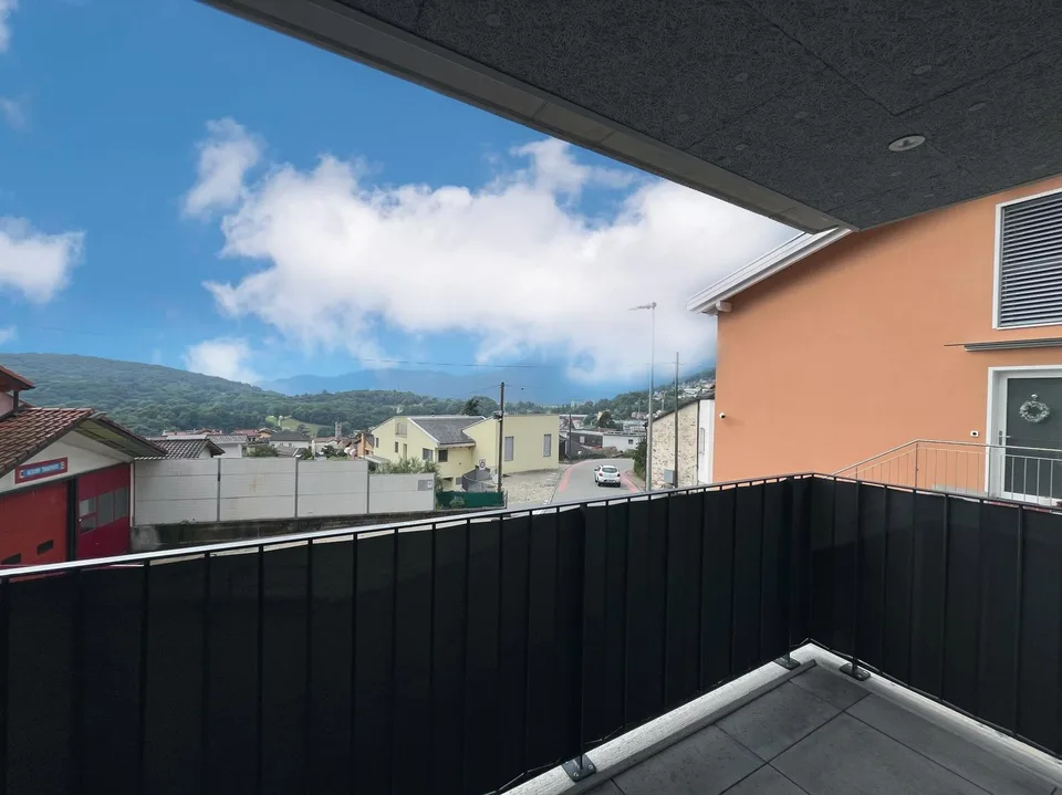 INVESTITION - MODERNE 2.5 ZIMMER WOHNUNG MIT TERRASSE IN TESSERETE