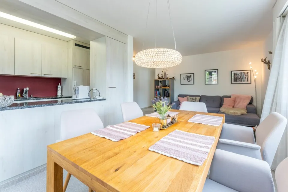 4 Zimmerwohnung in Trin Dorf zu verkaufen
