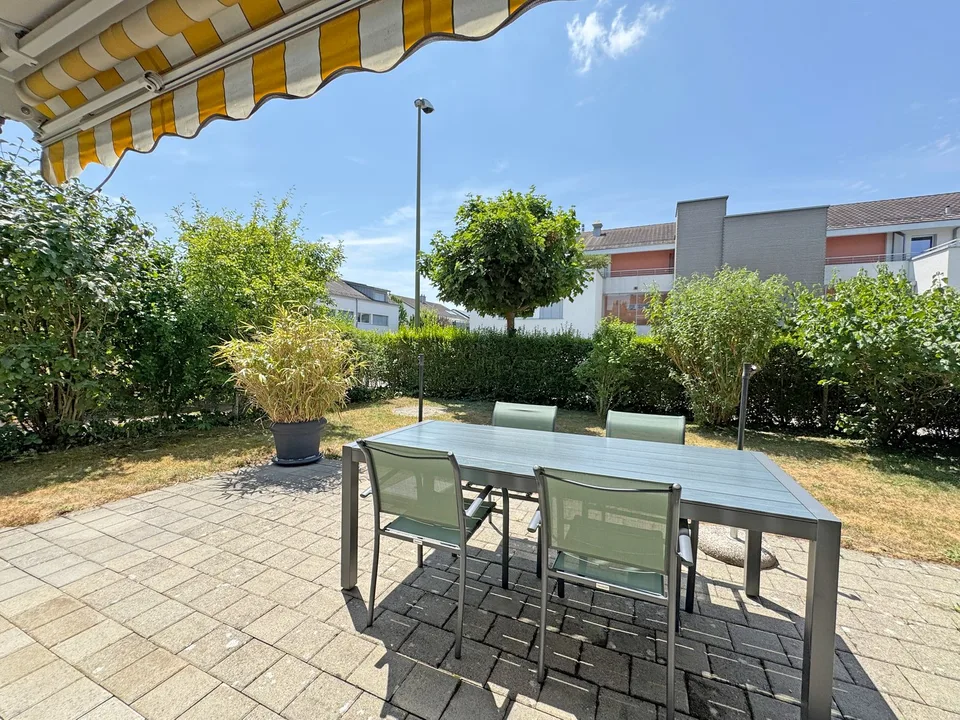 Attraktive Eigentumswohnung, 4½-Zimmer im Parterre, mit eigener Grünfläche und Tiefgaragenplatz – Foto 16 von 19