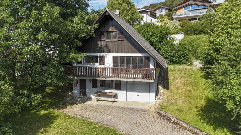 Charmante maison individuelle avec balcon et grand jardin