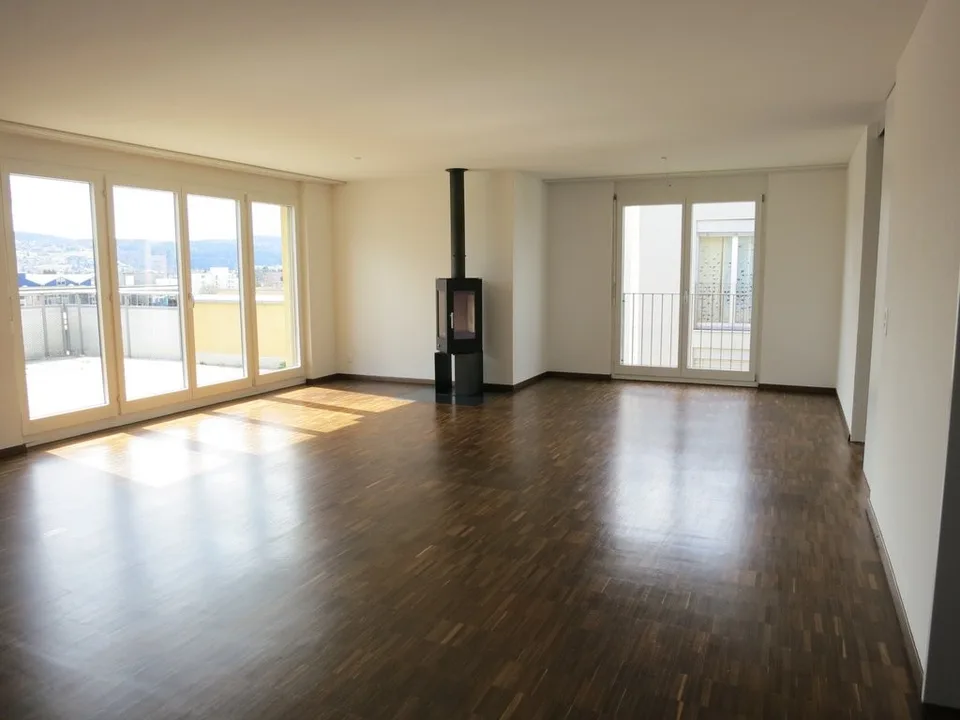 Appartamento attico attraente con grande terrazza e vista panoramica