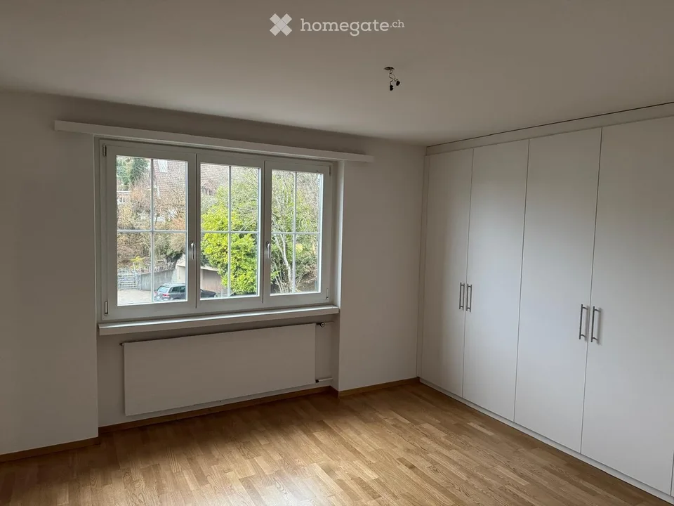 Doppelstöckige 5.5-Zimmer-Dachwohnung in Zumikon