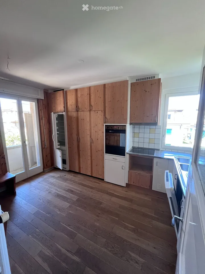 Bello appartamento di 4 locali con parquet e fascino