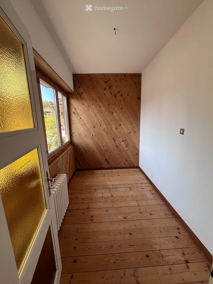 Bello appartamento di 4 locali con parquet e fascino