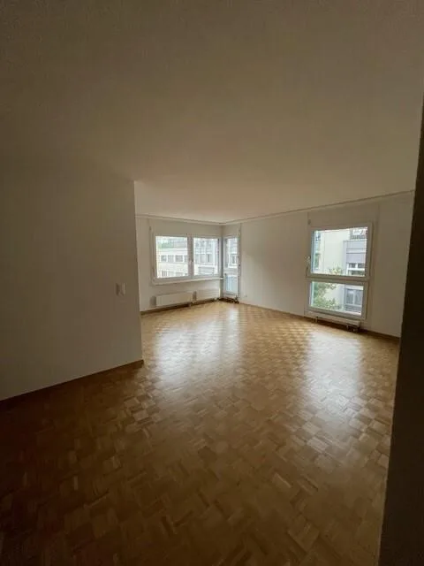 Appartement attractif de 4,5 pièces au cœur de Zurich Kreis 4