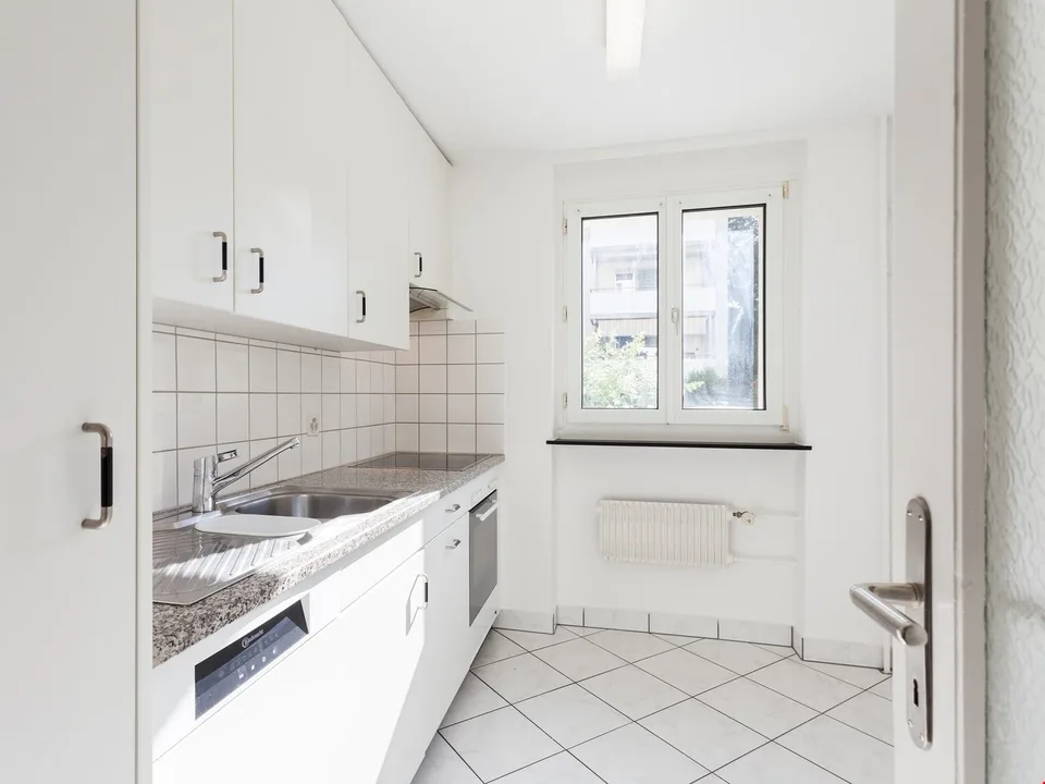 Appartement de 4 pièces lumineux et bien entretenu avec balcon à St. Gallen