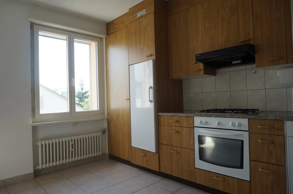 Schöne 2-Zimmerwohnung mit Dachterrasse am Rande des Dorfzentrums von Birsfelden