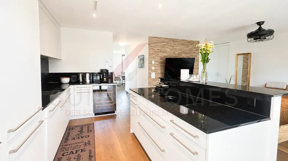 Exklusive 5.5 Zimmer Maisonette mit Designküche, Loggia und Minergie Standard