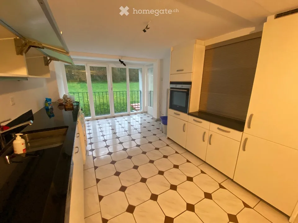 Wohnung mit 3.5 Zimmern (115m2) in einem Einfamilienhaus