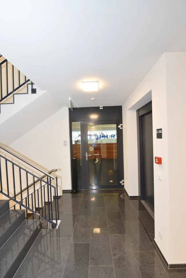 Bureaux et locaux commerciaux avec salle de formation, Coworking