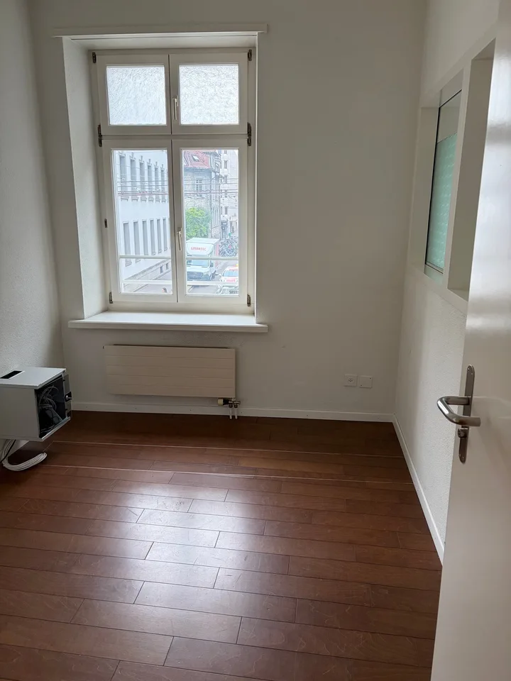 Büro- oder Praxisräumlichkeiten in unmittelbarer Nähe zum Hauptbahnhof – Foto 6 von 8