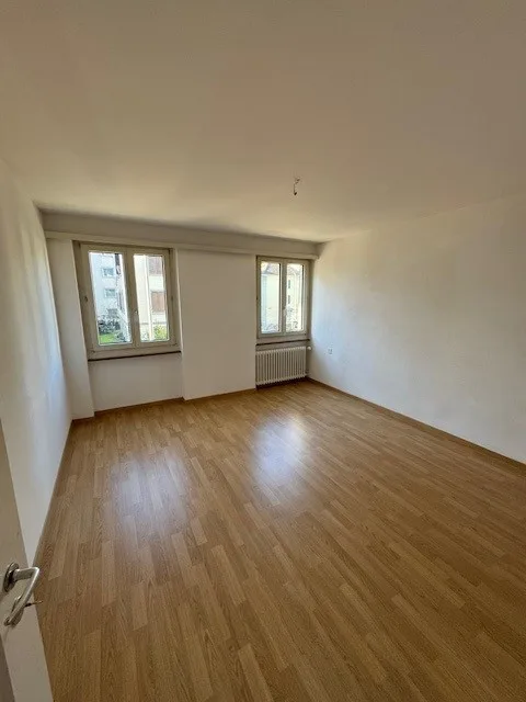 Schöne und zentrale Altbauwohnung zu vermieten