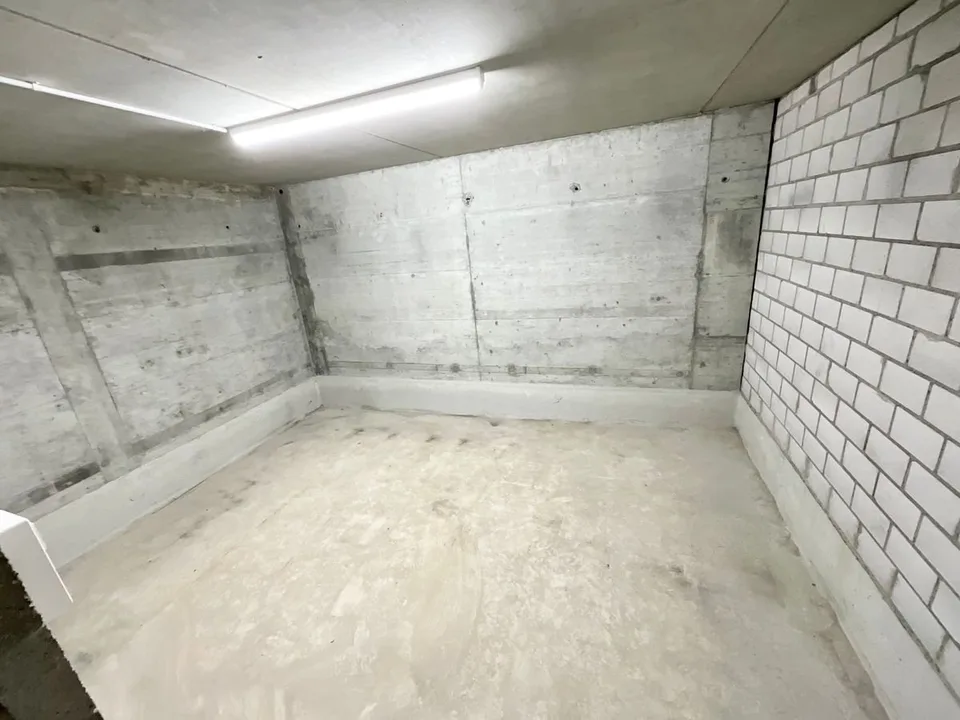 Local - Dépôt de 16m2