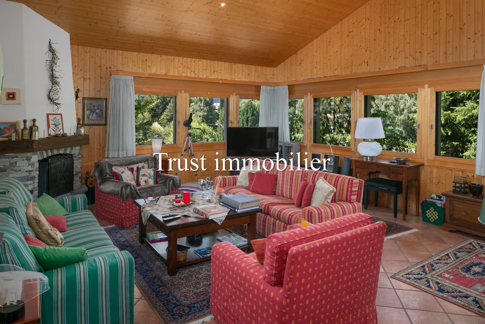 6017. Charmant chalet entouré de verdure – photo 6 sur 13