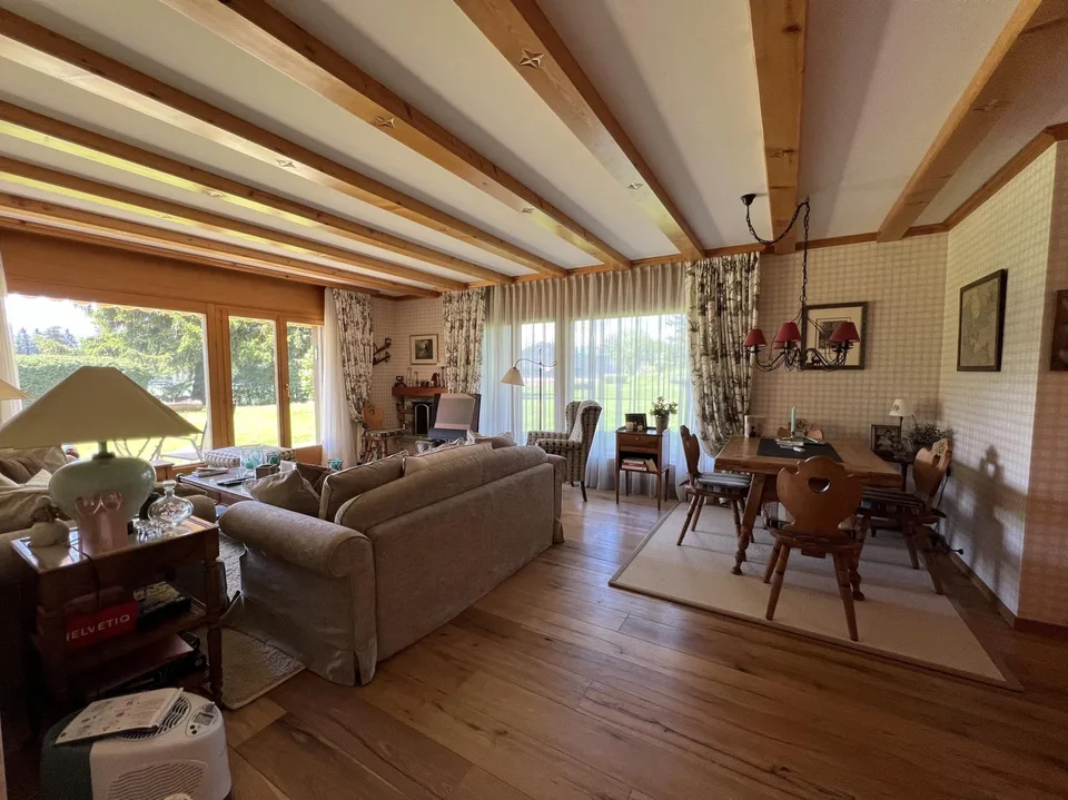 Bel appartement de 3 pièces au rez-pelouse