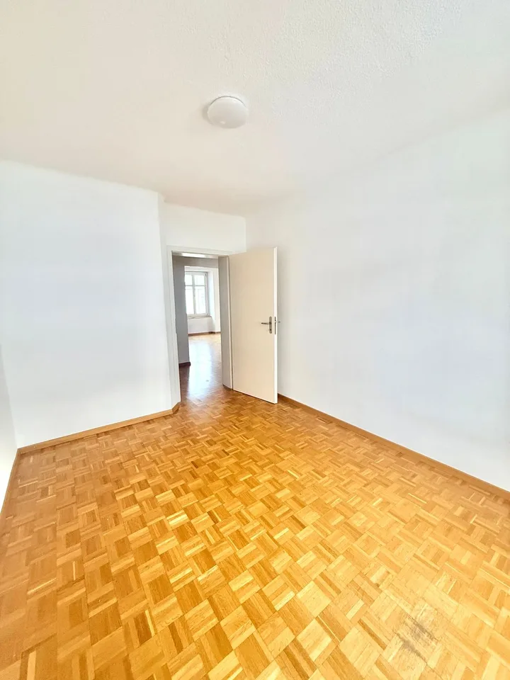 Wohnung mit 3.5 Zimmern und Balkon – Foto 11 von 11