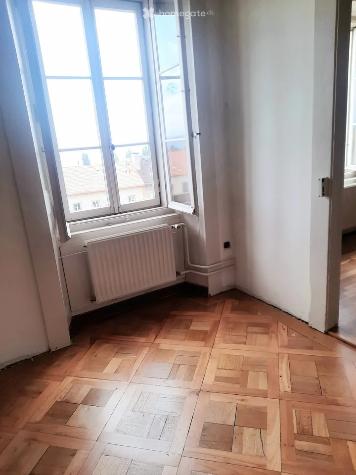 Magnifico appartamento di 4.5 locali a due passi dalla stazione di Neuchâtel - completamente ristrutturato!