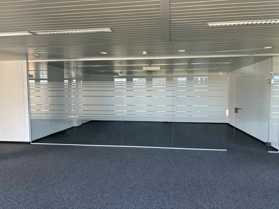 Ufficio 220 m2, 3° piano, Grundstrasse 12, Rotkreuz