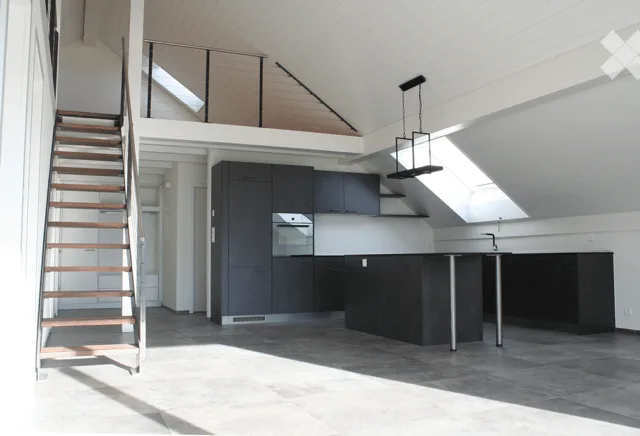 Appartement 4,5 pièces avec galerie et balcon à Steffisburg