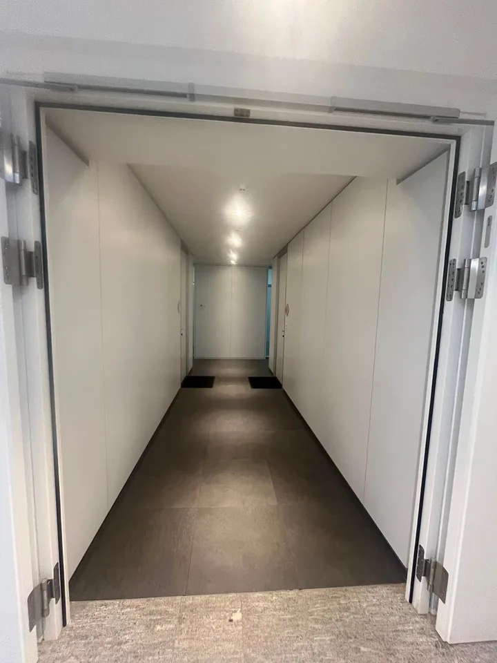 Ufficio moderno in affitto a Grono – Via Porta Piazzetta 2