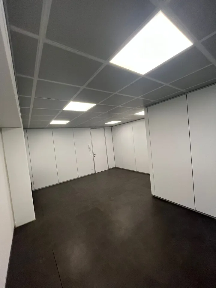 Moderne Büro in Grono zur Miete – Via Porta Piazzetta 2 – Foto 7 von 11