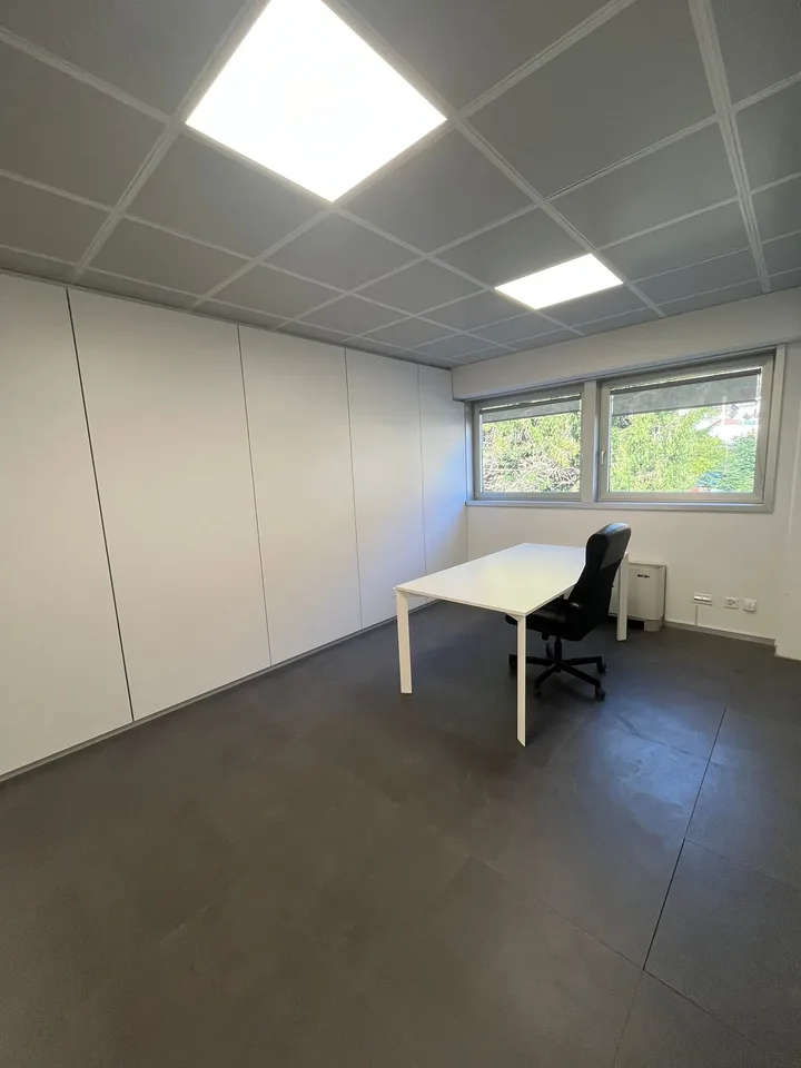 Moderne Büro in Grono zur Miete – Via Porta Piazzetta 2 – Foto 9 von 11