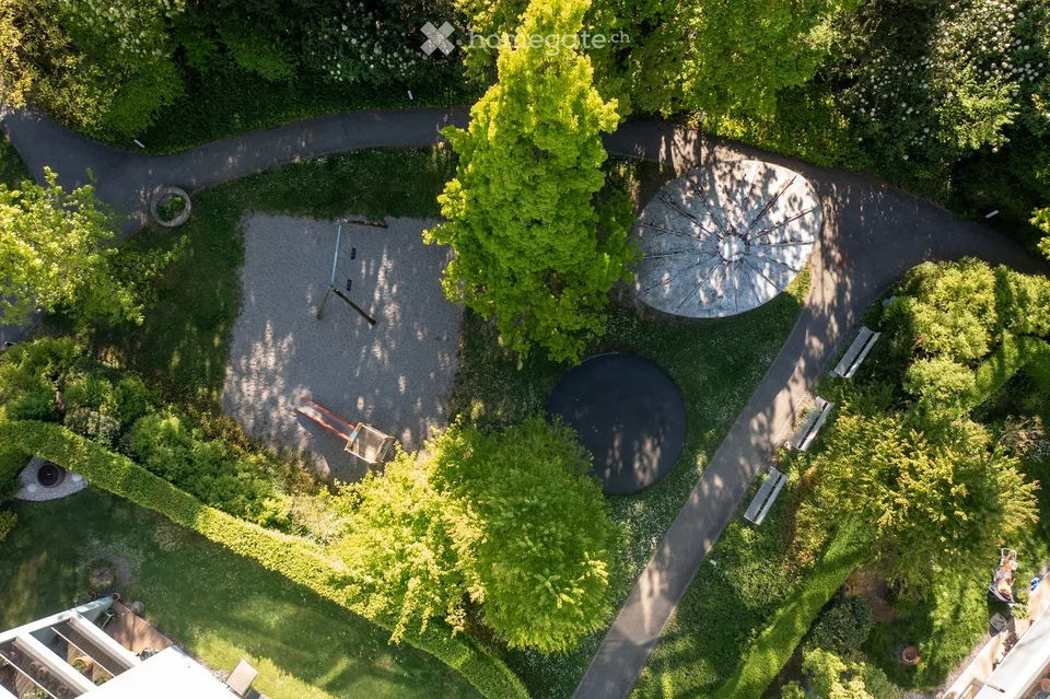 Helle 3.5-Zimmer-Wohnung mit Loggia und Cheminée im Dahlienpark in Unterengstringen – Foto 16 von 16