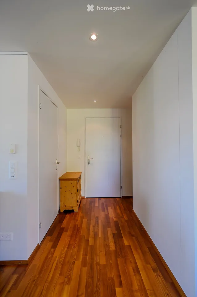 Helle 3.5-Zimmer-Wohnung mit Loggia und Cheminée im Dahlienpark in Unterengstringen – Foto 14 von 16