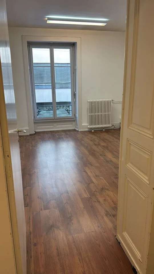Wonderful commercial space in the city center! – photo 6 of 10